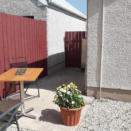 Lovely 1-Bed Apartment At Whitepark Bay Co Antrim Бушмилс Экстерьер фото